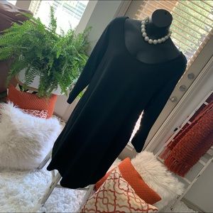 plus size dress in EUC need attention